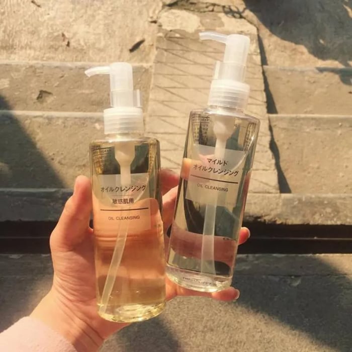 Dầu tẩy trang Muji Cleansing Oil của Nhật