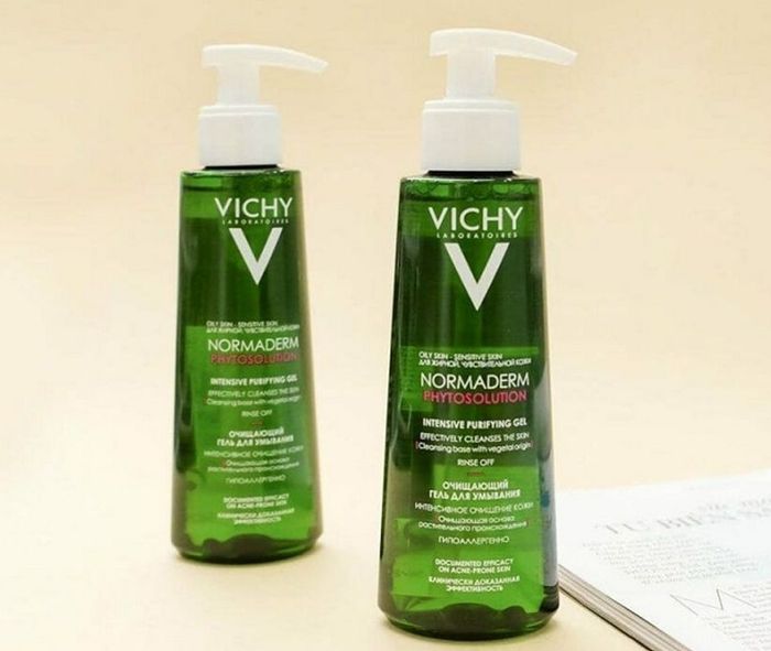 Sữa rửa mặt Vichy dành cho da dầu mụn nhạy cảm