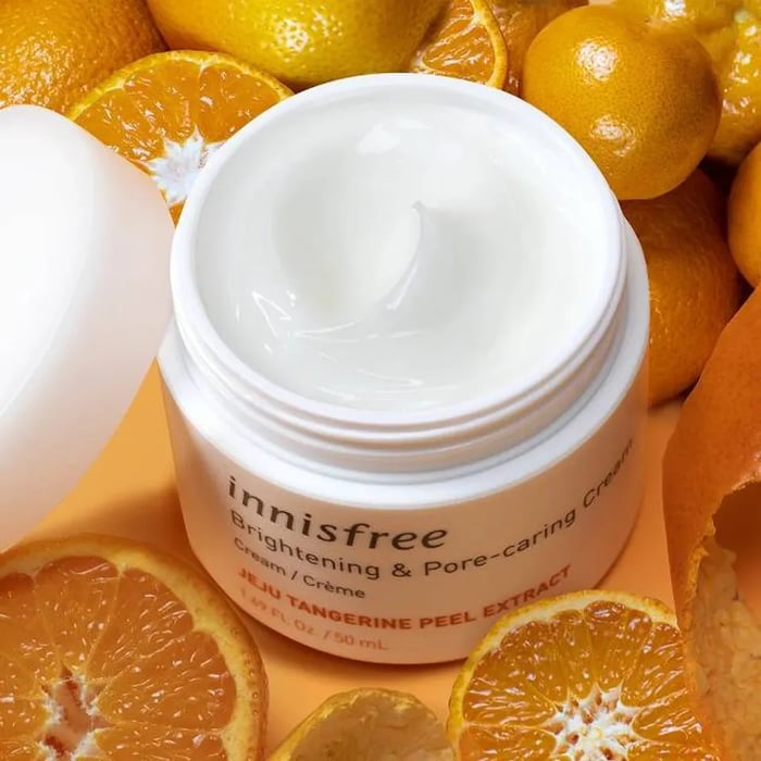 Kem dưỡng se khít lỗ chân lông Hàn Quốc Innisfree phù hợp với mọi loại da: khô, dầu, và nhạy cảm