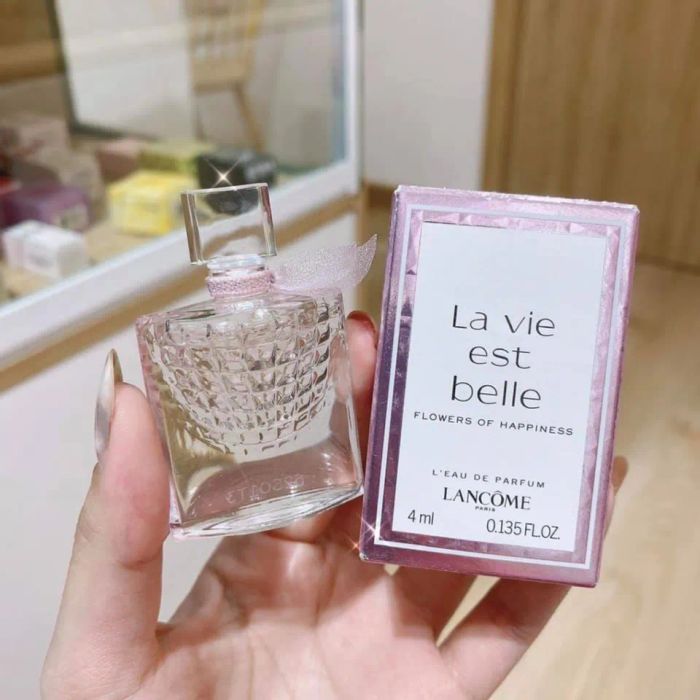 Nước hoa mini hương mùa hè Lancôme La Vie Est Belle Flowers of Happiness mini 4ml