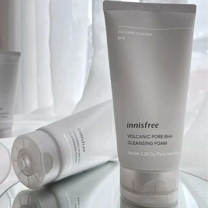 Sữa rửa mặt Innisfree tro núi lửa Hàn Quốc