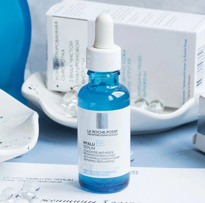 Serum tái tạo da B5 từ La Roche-Posay