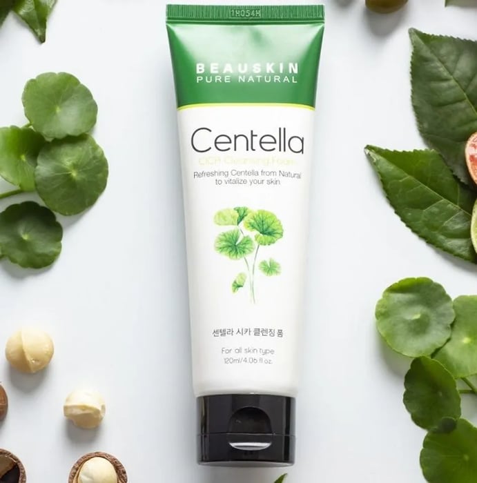 Sữa rửa mặt centella rau má Beauskin