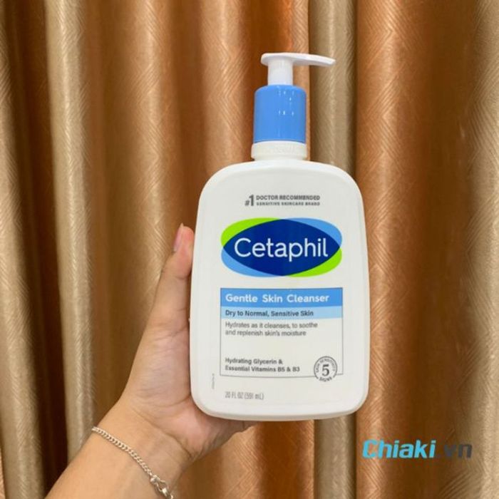 Sản phẩm sữa rửa mặt trị mụn đầu đen cho da nhạy cảm Cetaphil