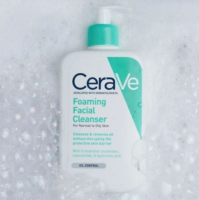 Sữa rửa mặt cho bà bầu CeraVe Foaming Facial Cleanser