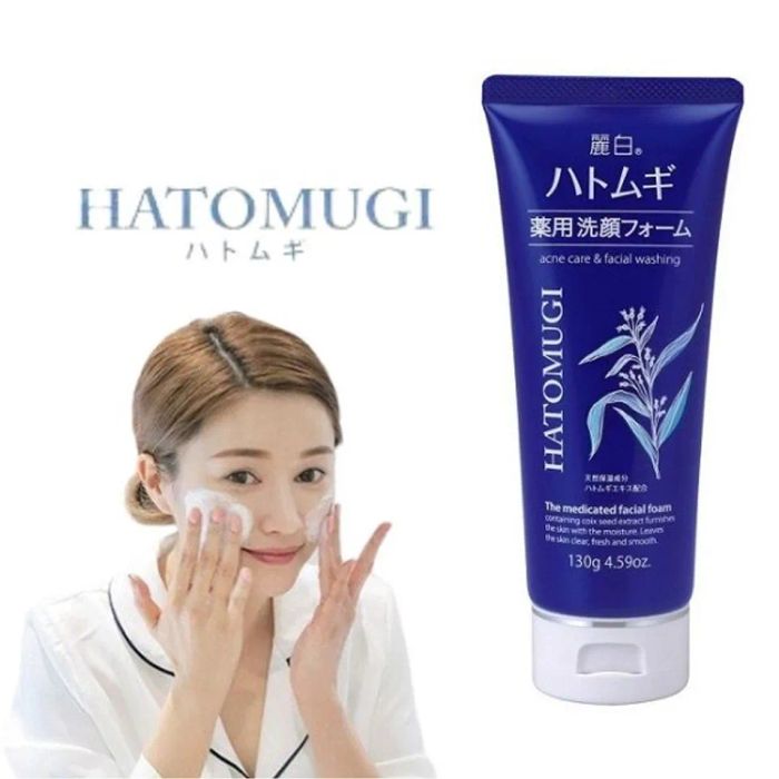 Sữa rửa mặt Hatomugi The Medicated Facial Foam phù hợp cho độ tuổi 14.