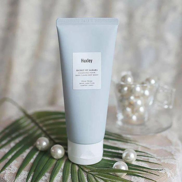 Sữa rửa mặt sạch sâu Huxley Cleansing Foam Deep 