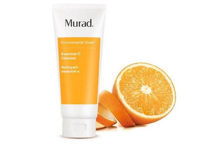 Sữa rửa mặt trắng da cho da dầu Murad Essential C-Cleanser