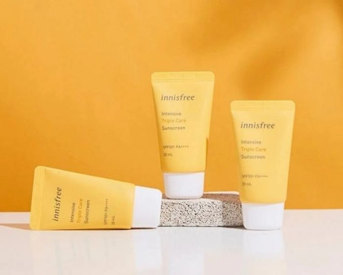 Kem chống nắng cho da hỗn hợp thiên dầu Innisfree Triple Care