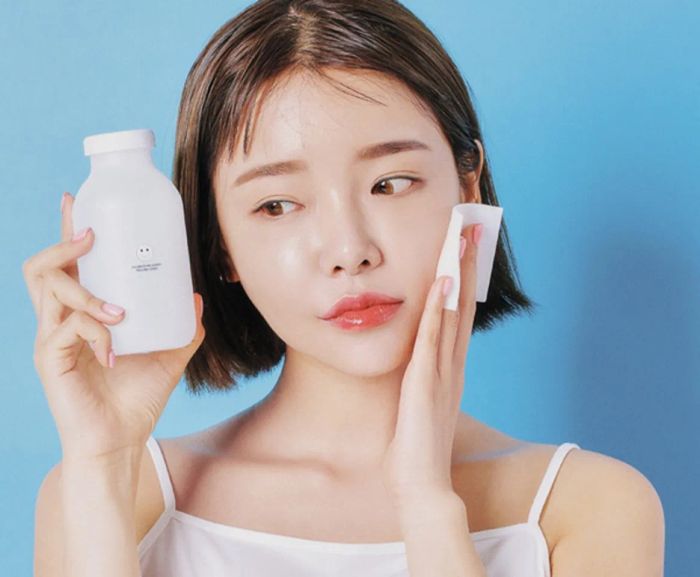 Nên áp dụng serum rau má vào quy trình chăm sóc da