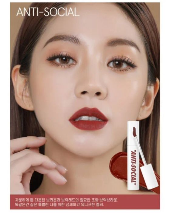 son màu đỏ đất của Candy Lab