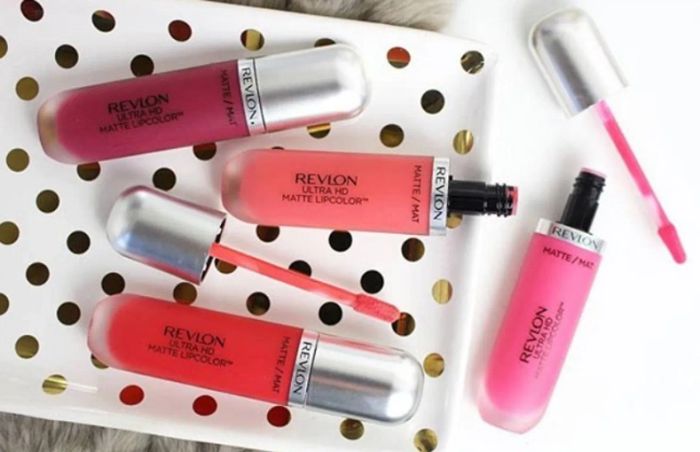 Mỹ phẩm Mỹ Revlon