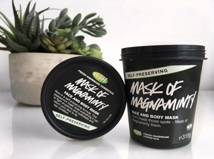 Mặt nạ đất sét Lush