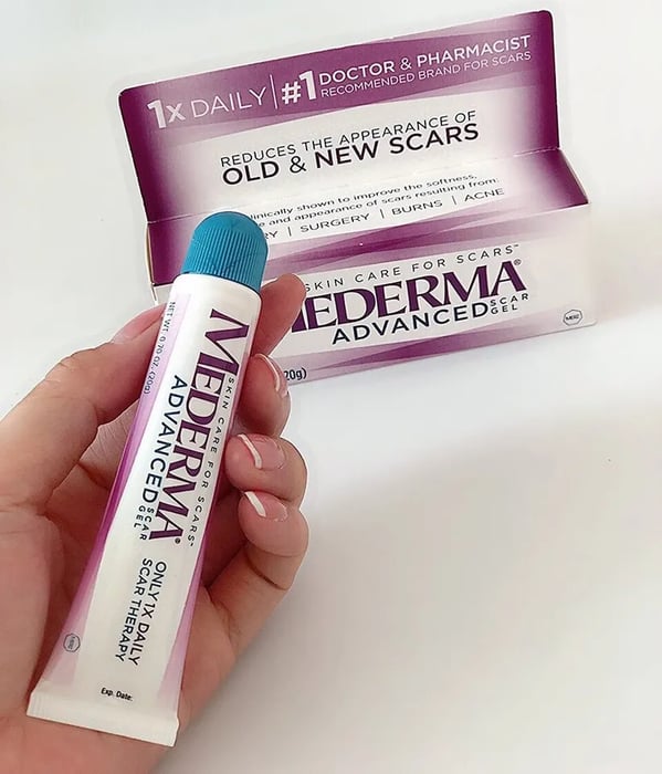 Đánh giá về thiết kế của kem trị sẹo Mederma Advanced Scar Gel.