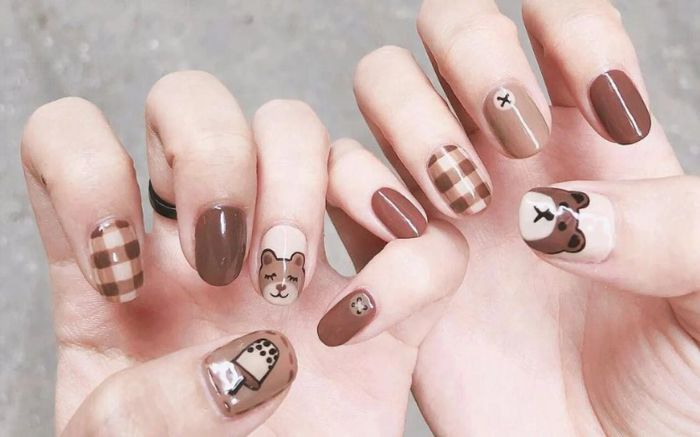 Mẫu nail đẹp màu nâu 