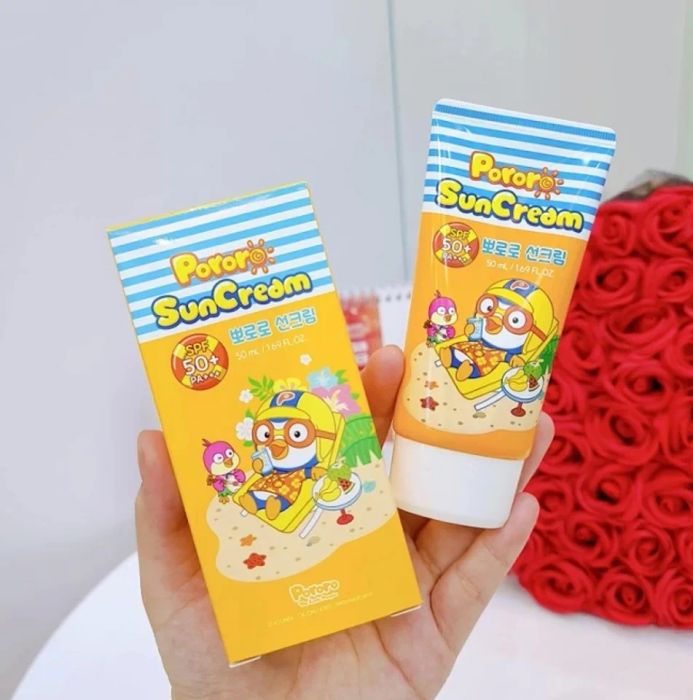 Kem chống nắng cho bé đi biển Pororo