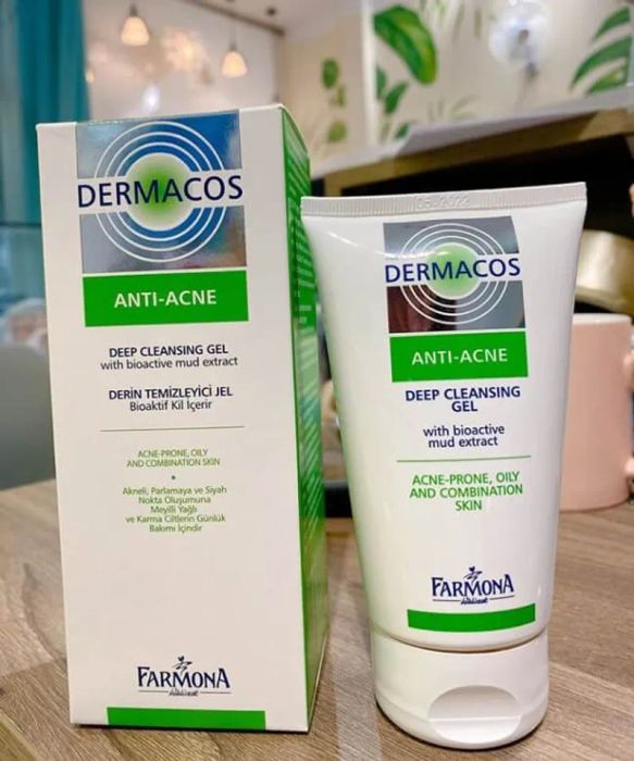 Sản phẩm Sữa rửa mặt dành cho da dầu của Farmona