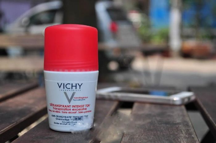 [REVIEW] Lăn khử mùi Vichy đỏ - Mình đã thoát khỏi mùi hôi nách như thế đó !