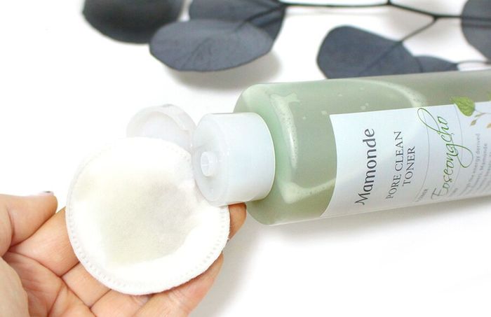 Cách sử dụng toner Mamonde để cân bằng da