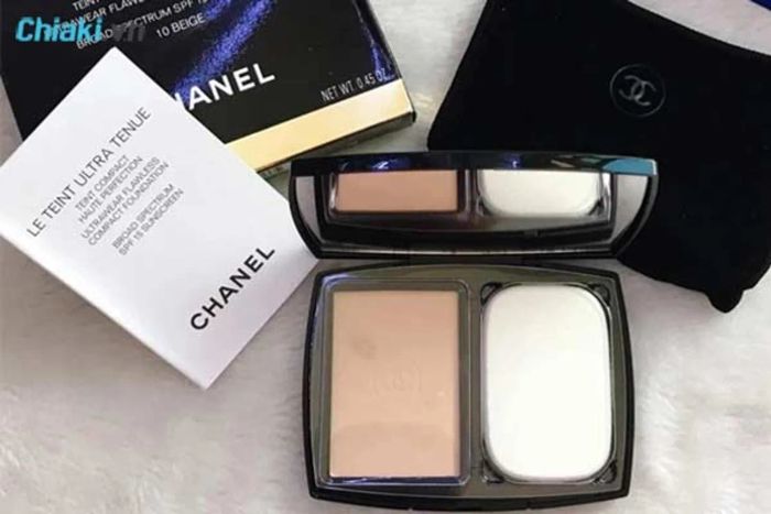 Phấn phủ Chanel Le Teint Ultra Tenue Ultrawear Flawless Finish Compact