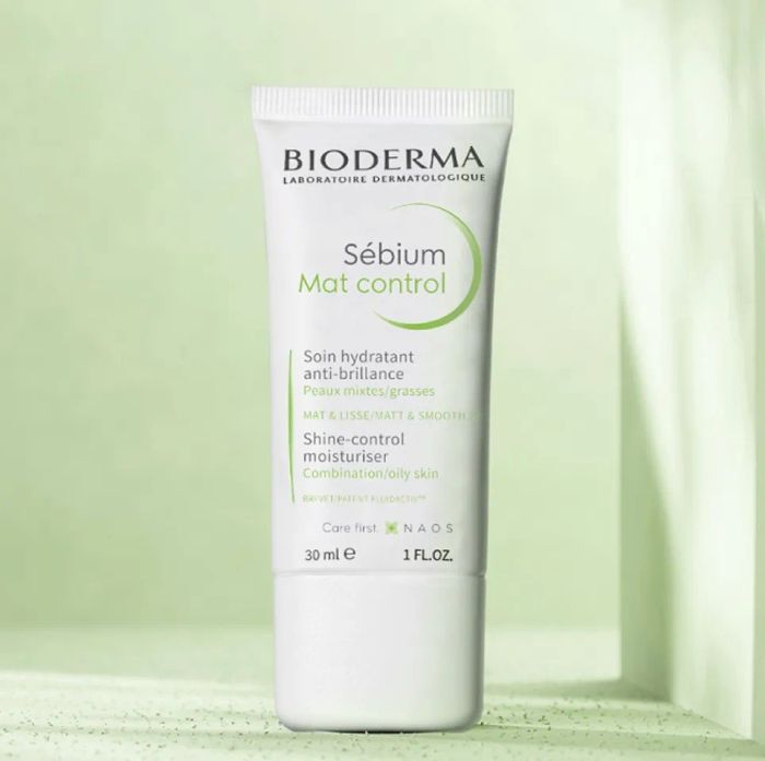 Kem dưỡng ẩm cho nam da mụn Bioderma