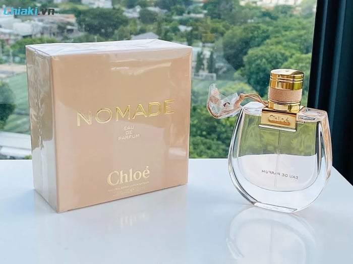 Nước hoa Chloe Nomade dành cho phụ nữ với hương thanh mát