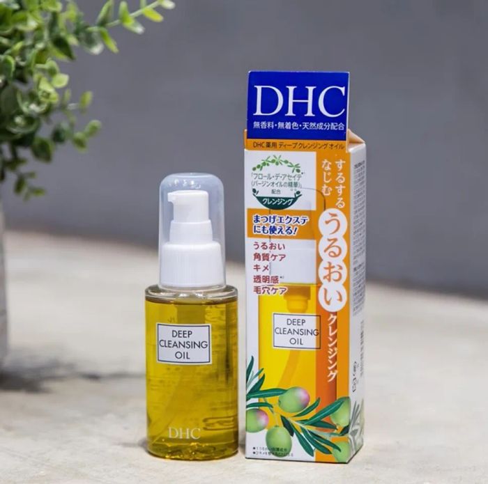 Dầu tẩy trang DHC