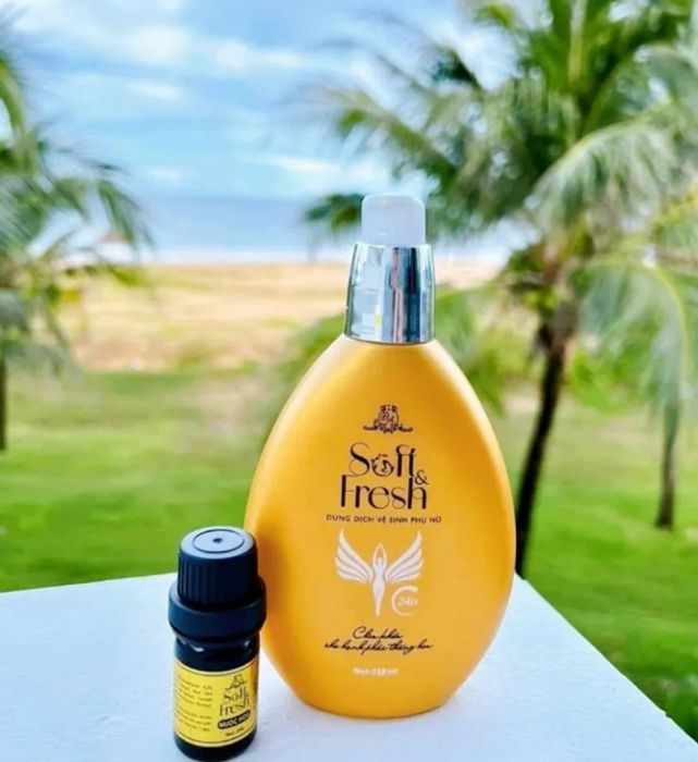 Dung dịch vệ sinh phụ nữ khử mùi hôi Soft & Fresh
