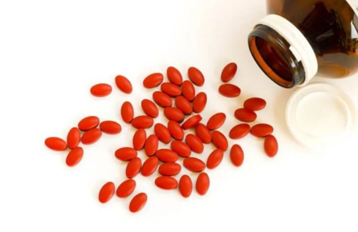 Uống sắt trước khi ăn 1 giờ hoặc sau khi ăn 2 giờ