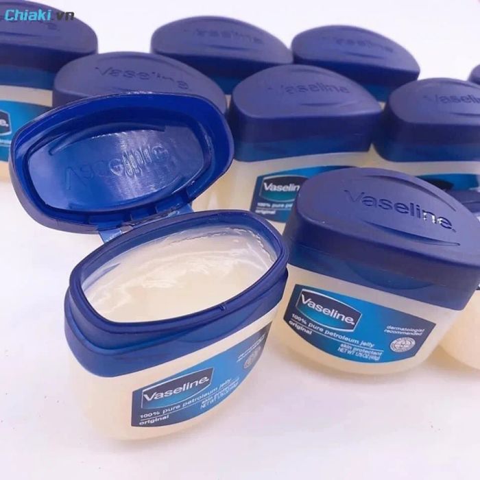 Kem dưỡng ẩm Vaseline Mỹ cho học sinh cấp 2