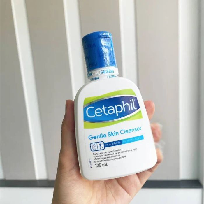 Sữa rửa mặt Cetaphil Gentle Skin Cleanser 