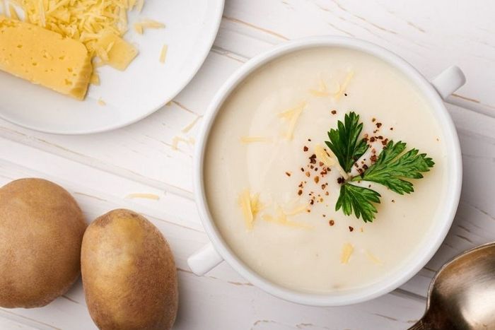 Cháo phô mai cho bé nấu cùng khoai tây giàu dinh dưỡng
