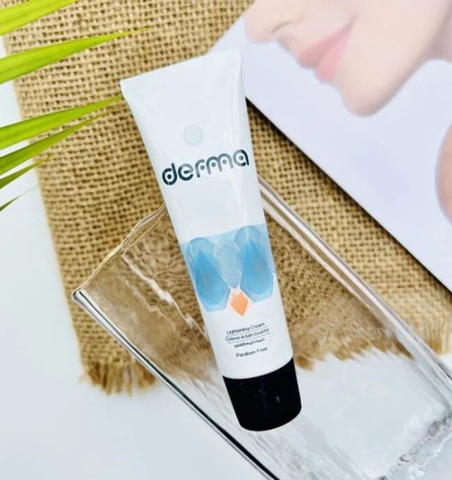 Kem trị nám tàn nhang Derma