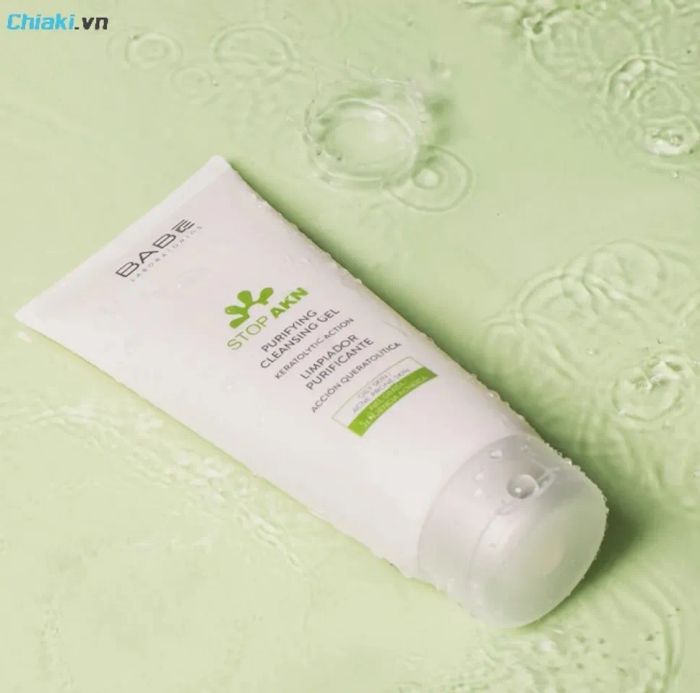 Sữa rửa mặt pH 5.5 cho da dầu mụn BaBe Stop Akn Purifying Cleansing Gel