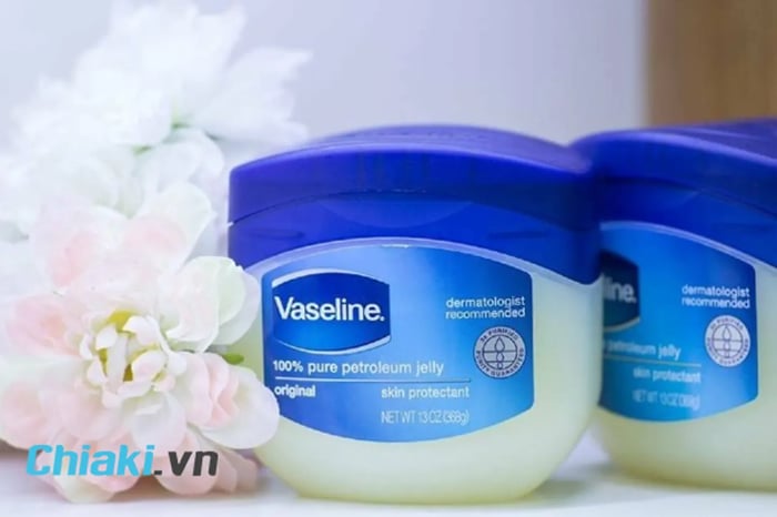 Kem dưỡng ẩm 'quốc dân' chống nẻ Vaseline