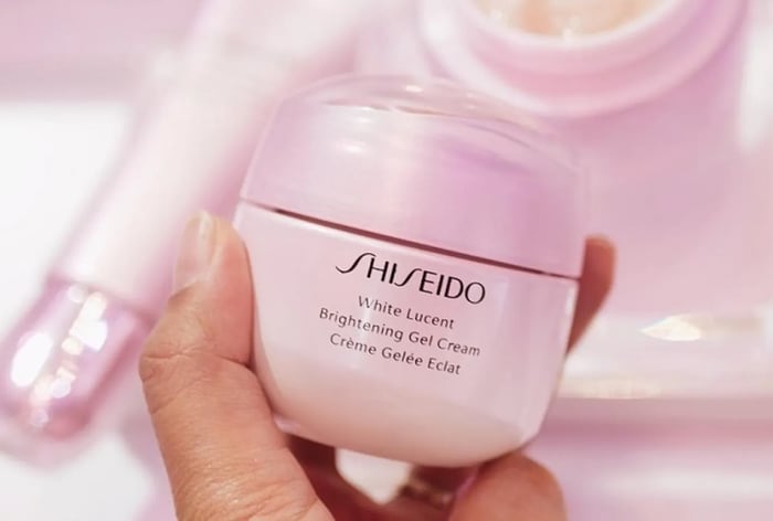 Kem trị nám của Shiseido