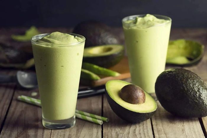 Detox từ quả bơ không chỉ ngon miệng mà còn dễ làm, phù hợp với mọi người.