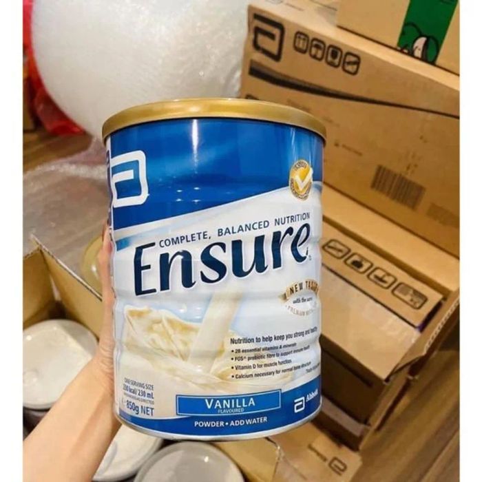 Sữa Ensure hương Vani 850g từ Úc dành cho người già.