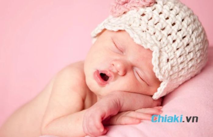 Minh Tuệ: Thông minh, sáng dạ và sắc sảo.