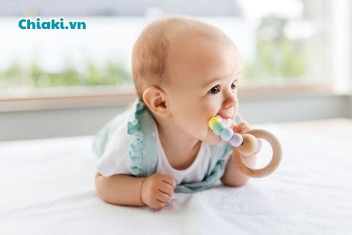 Một số gợi ý khi lựa chọn đồ gặm nướu cho bé