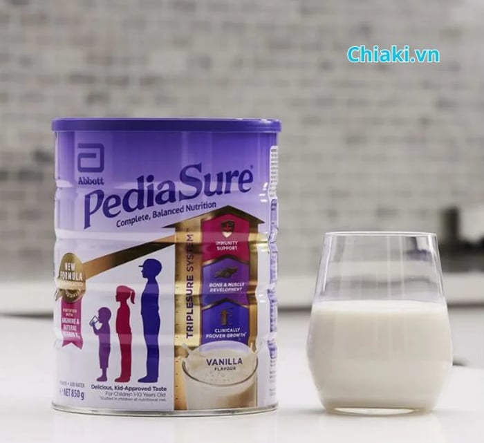 Sữa bột Pediasure Vanilla cho trẻ từ 1-10 tuổi 850g của Úc