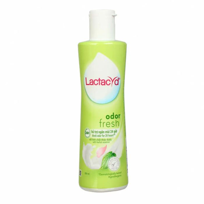 Dung dịch vệ sinh phụ nữ Lactacyd Odor Fresh