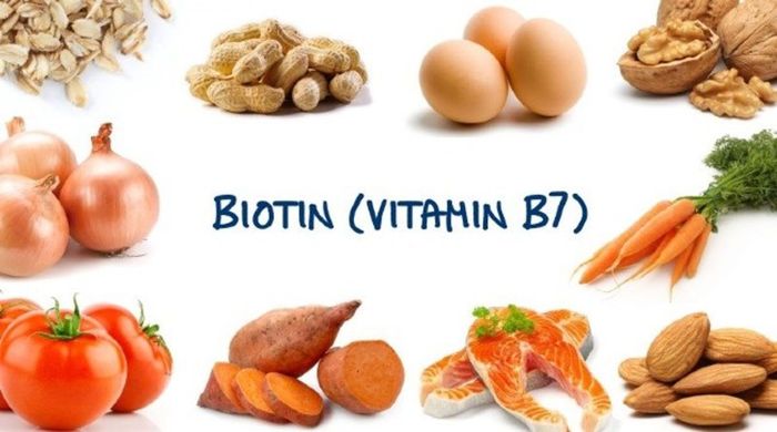 Rụng tóc sau sinh cần bổ sung thêm Vitamin B7.