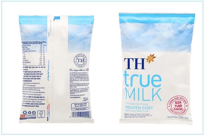 Mẹ có thể sử dụng 220ml Sữa tươi không đường TH true MILK để làm bánh rán Doremon cho con.