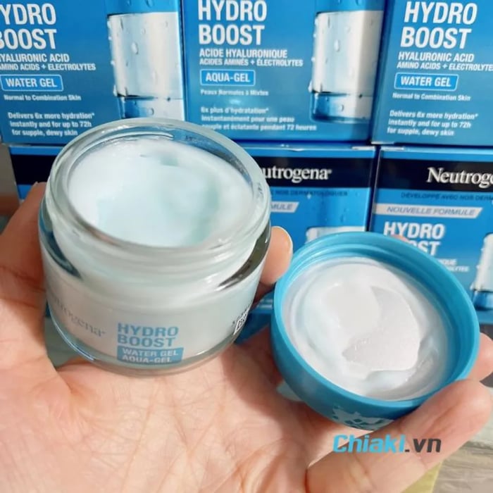 Kết cấu của kem dưỡng ẩm Neutrogena Hydro Boost Water Gel