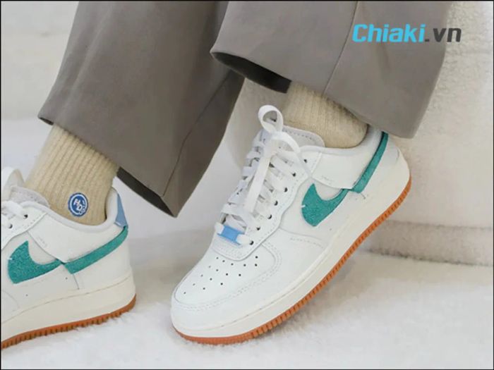 cách kiểm tra giày Nike AF1 thật