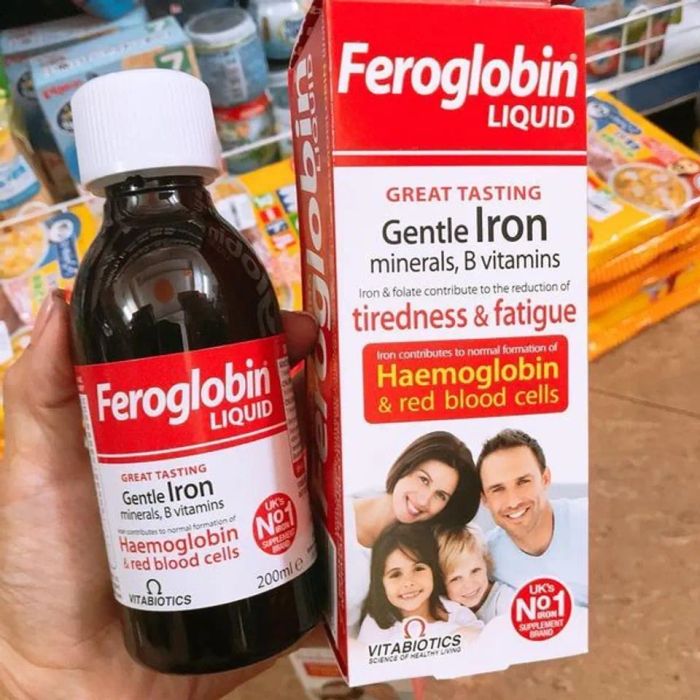 Siro sắt dạng nước Feroglobin B12 từ Vitabiotics Anh