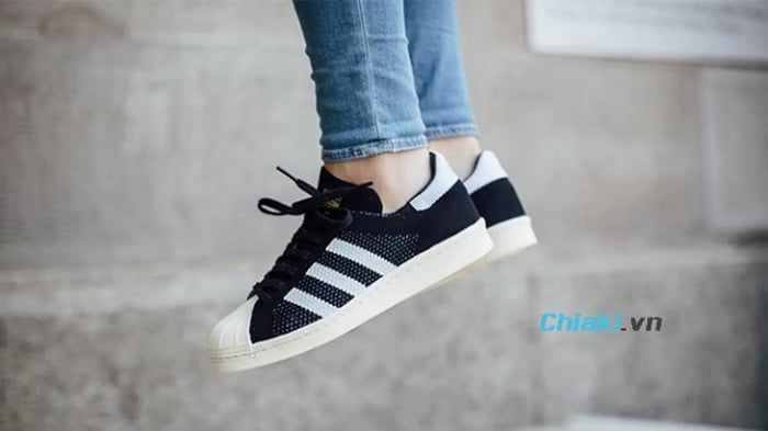 giày adidas sò, giày adidas sò chính hãng, giày adidas sò trắng, giày adidas sò nữ, giày adidas sò chéo