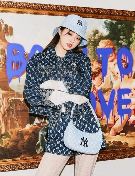 túi kẹp nách hàng hiệu MLB Monogram Jacquard Hobo NY Yankees 3ABQS012N-50BLL đẹp