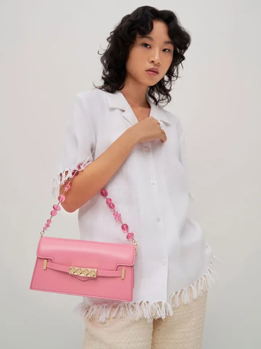 Túi đeo vai Charles & Keith Mini Sabrina Envelope Shoulder Bag Pink đẹp